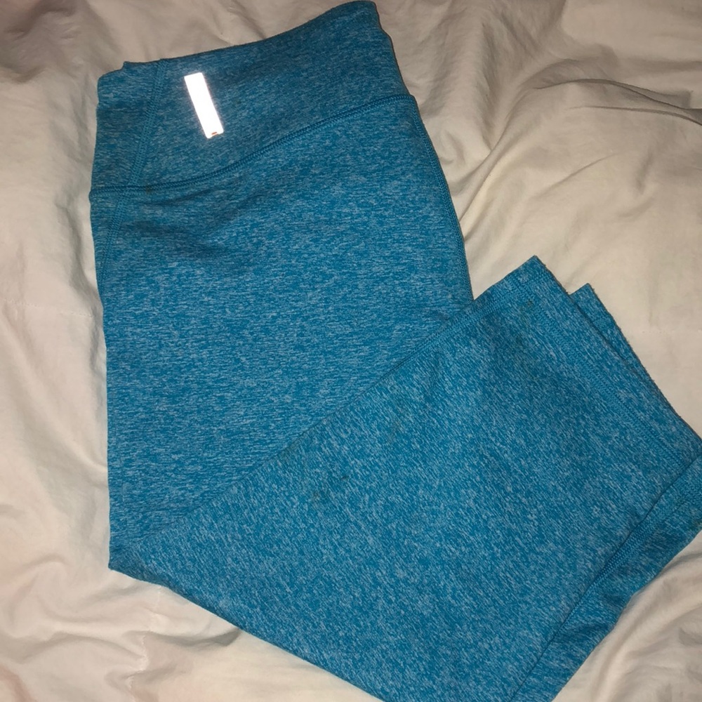 Zella crop leggings in bright teal blue